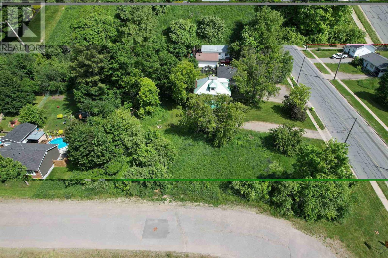 Property Photo:  1051-19 Peoples And Hillside Rd  ON P6C 3W3 