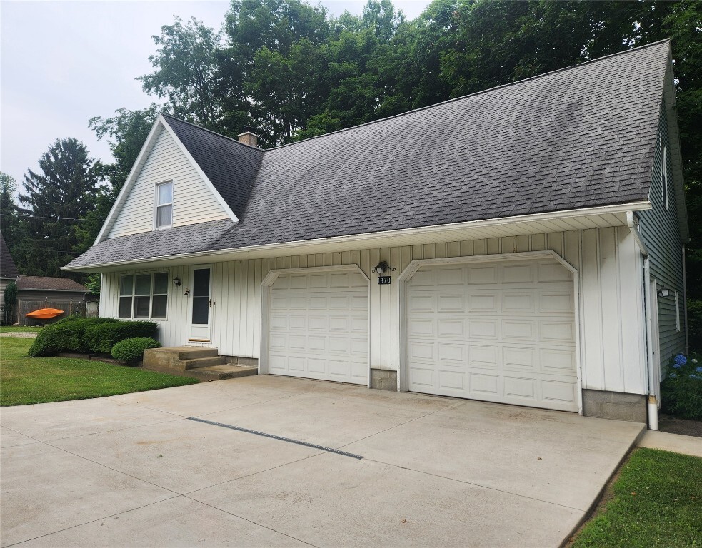 Property Photo: 1370 Avonia Road PA 16415