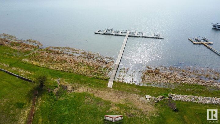 Property Photo: 305 3 Street AB T0A 0E0