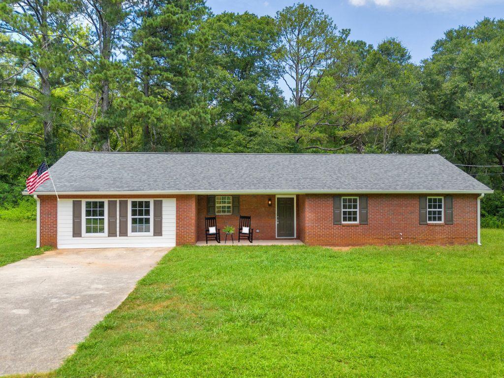 Property Photo: 36 Duncan Road Road GA 30054