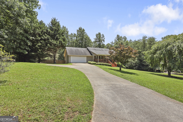 Property Photo: 431 Grindstone Creek Drive GA 30523