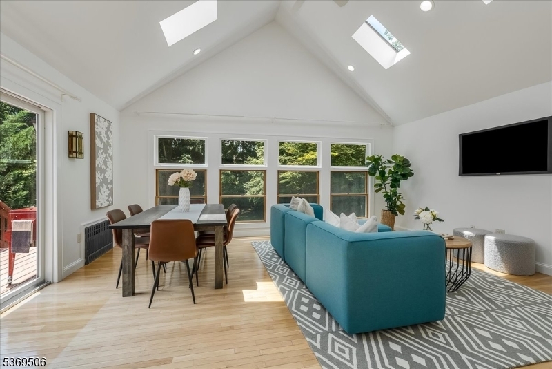 Property Photo: 41 Lynwood Rd NJ 07044