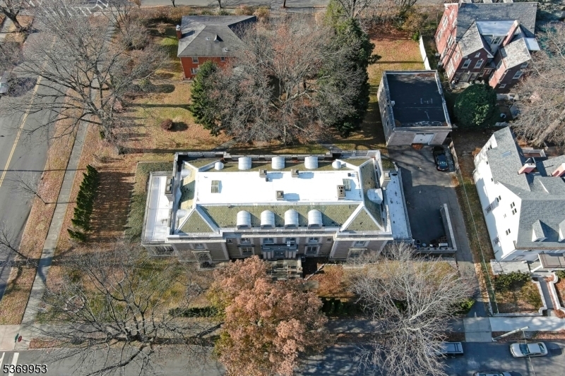 Property Photo: 229 Ballantine Pkwy NJ 07104