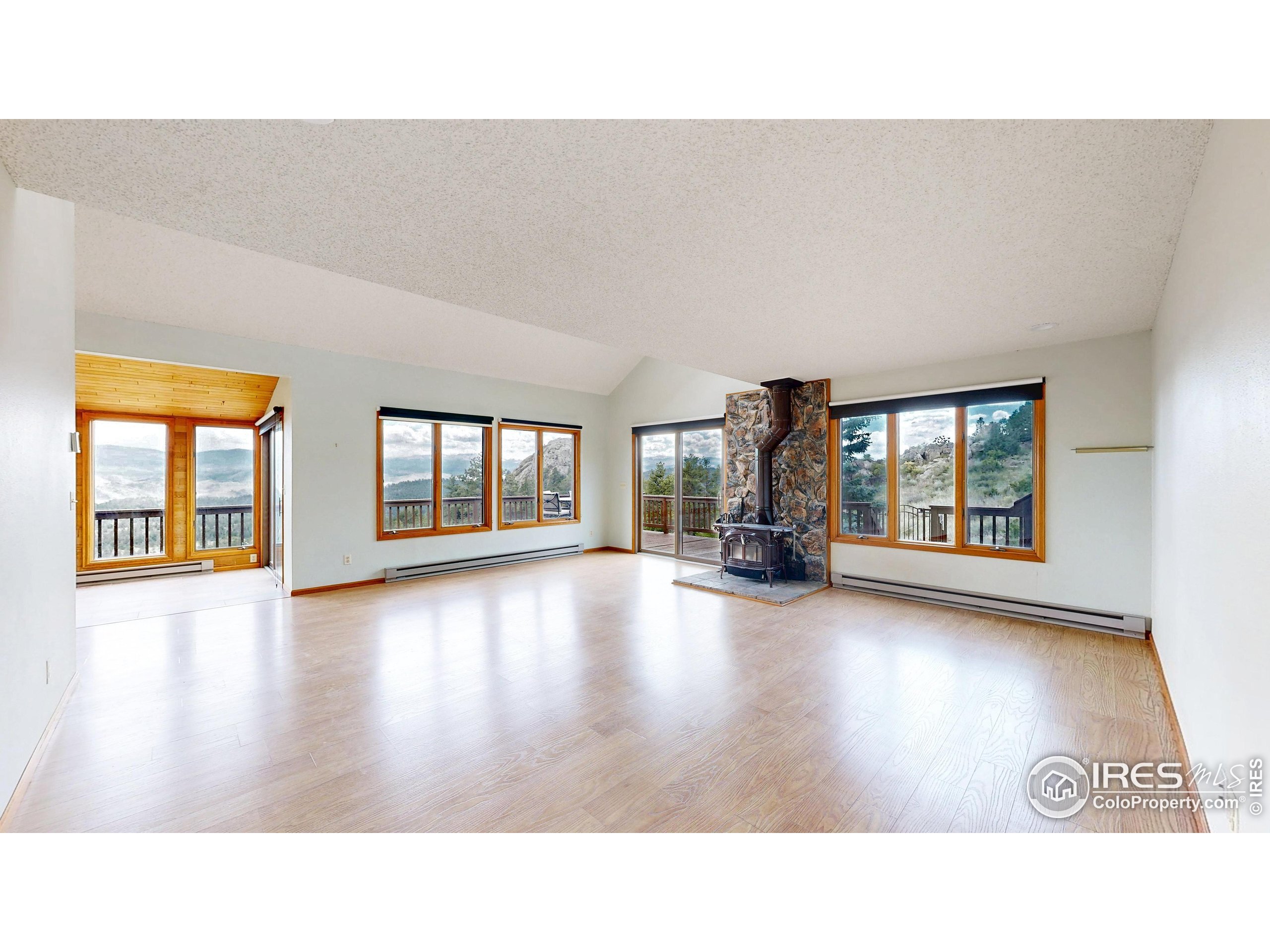 Property Photo: 131 Mount Apiatan Ct CO 80536
