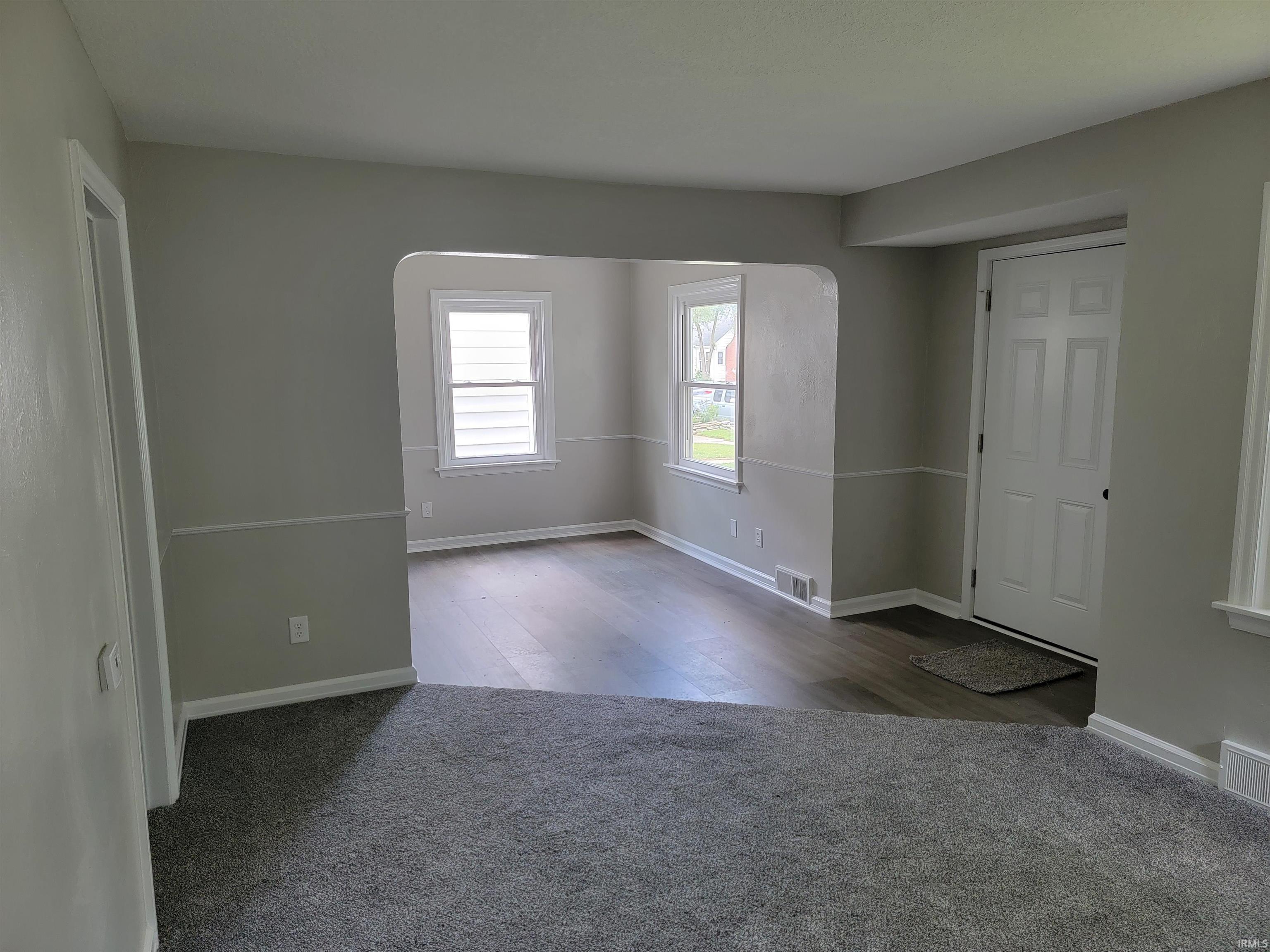 Property Photo: 4438 Wilmette Street IN 46806-4663