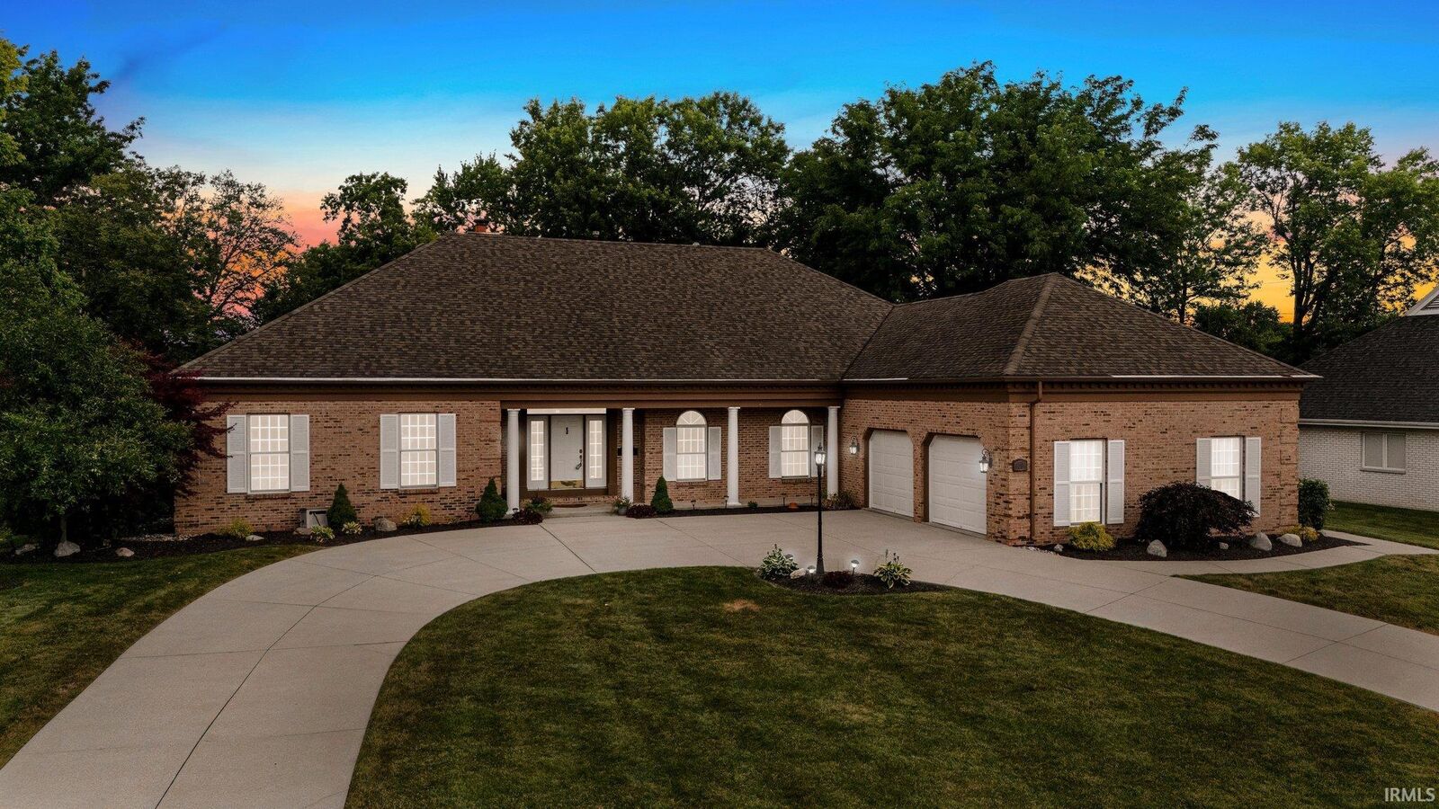 Property Photo: 5517 Tunbridge Crossing IN 46815-8538