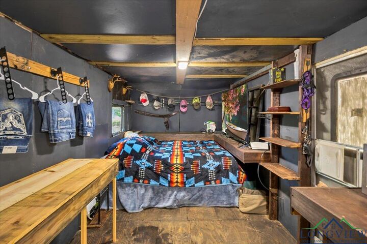 Property Photo:  2469 N County Road 222  TX 75652 