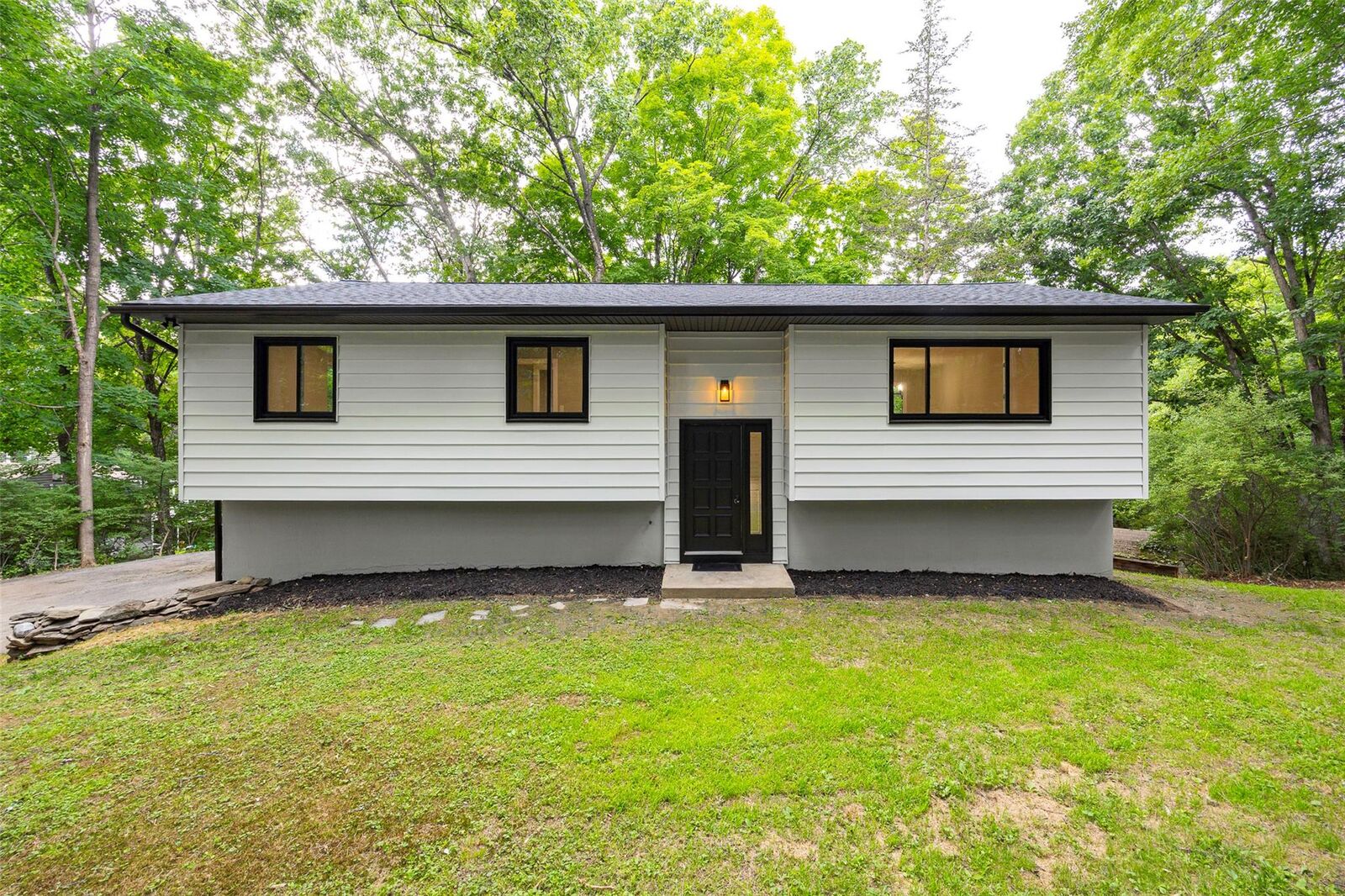 Property Photo: 33 Stirrup Lane NY 12569