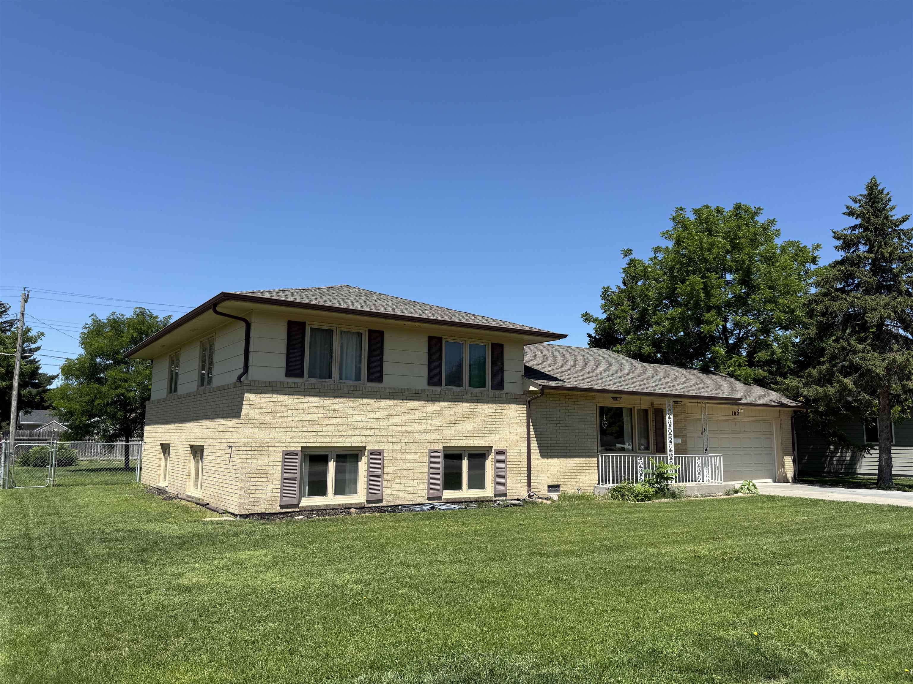 102 S Buffalo Ave  North Platte NE 69101 photo