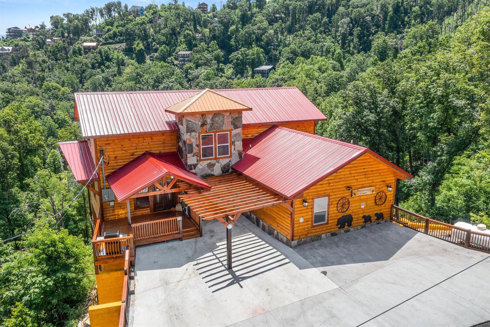 Property Photo:  720 Pinecrest Drive  TN 37738 