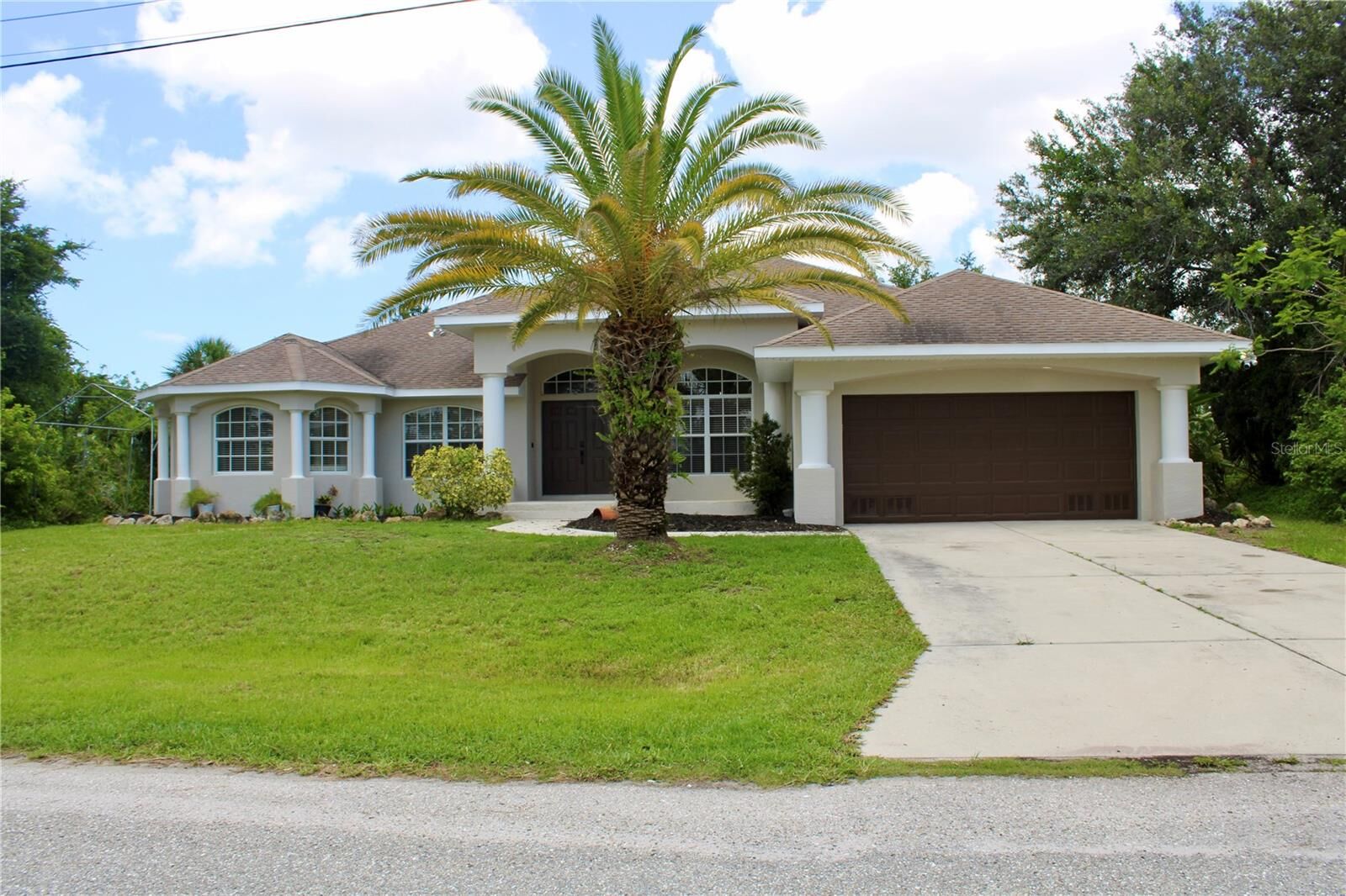 Property Photo: 8039 Agate Street FL 33981