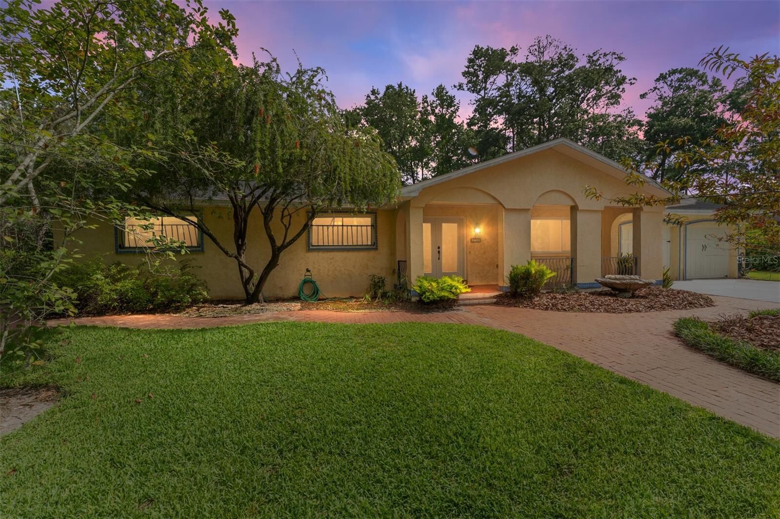 Property Photo: 4700 NW 19th Place FL 32605