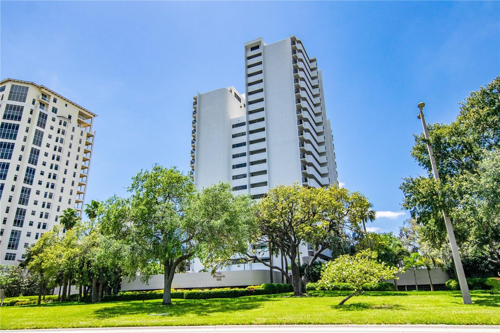 Property Photo: 4141 Bayshore Boulevard 304 FL 33611
