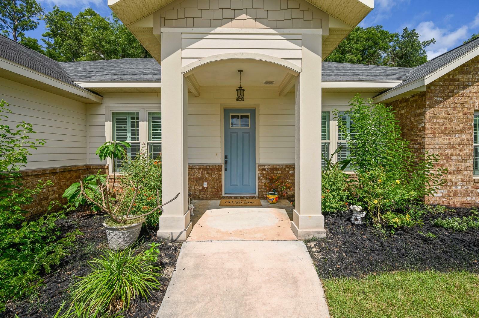 Property Photo: 6316 SW 50th Street FL 32608