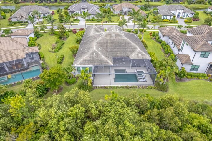 Property Photo:  5408 Greenbrook Drive  FL 34238 