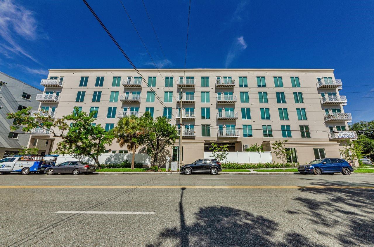 Property Photo: 600 3rd Avenue S 301 FL 33701