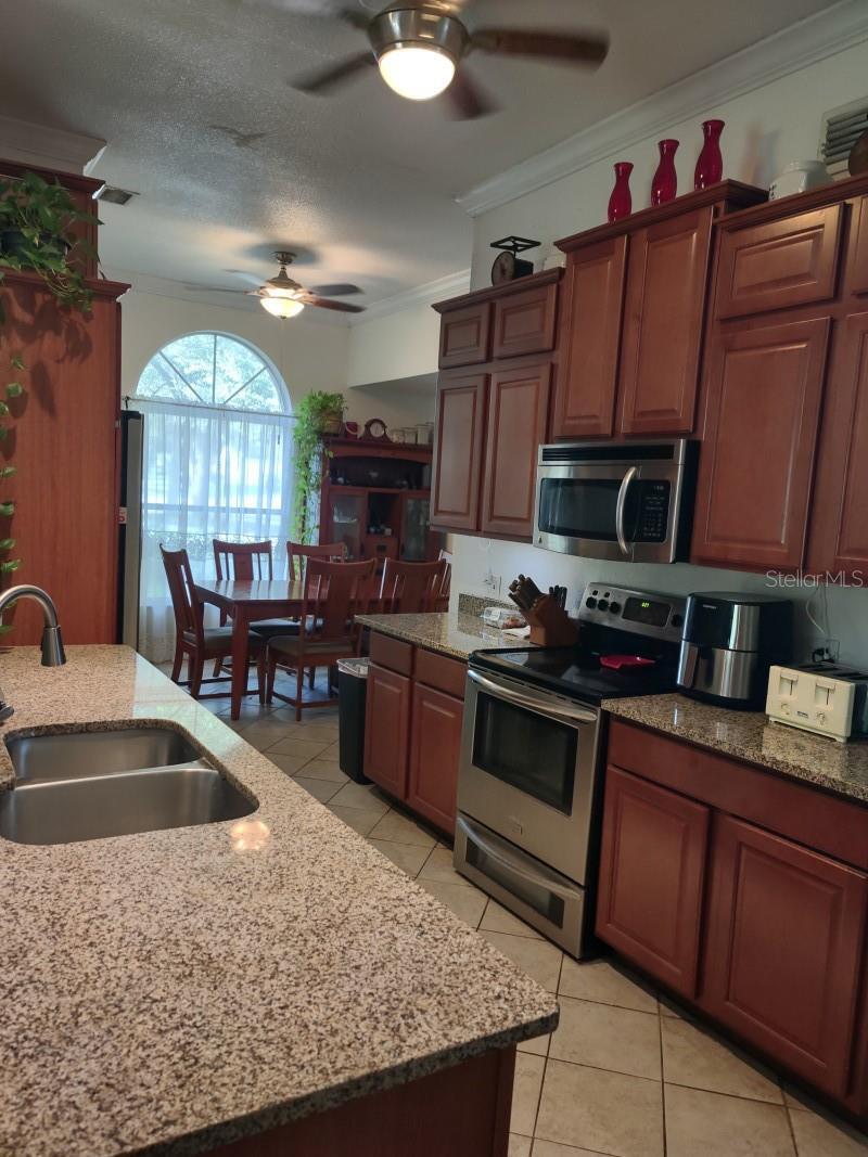 Property Photo: 1656 Riveredge Road FL 32766