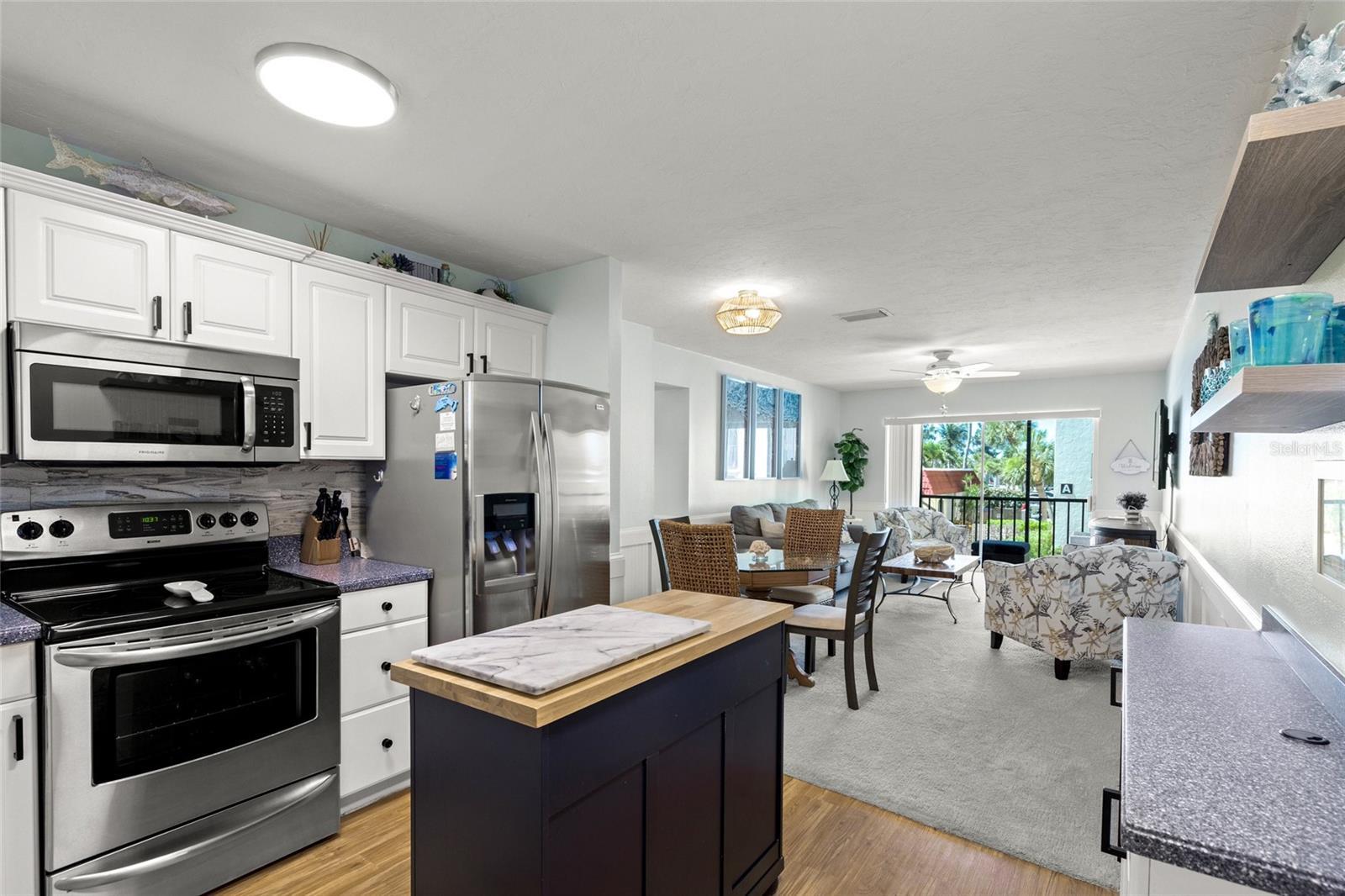 915 Beach Road 215  Siesta Key FL 34242 photo