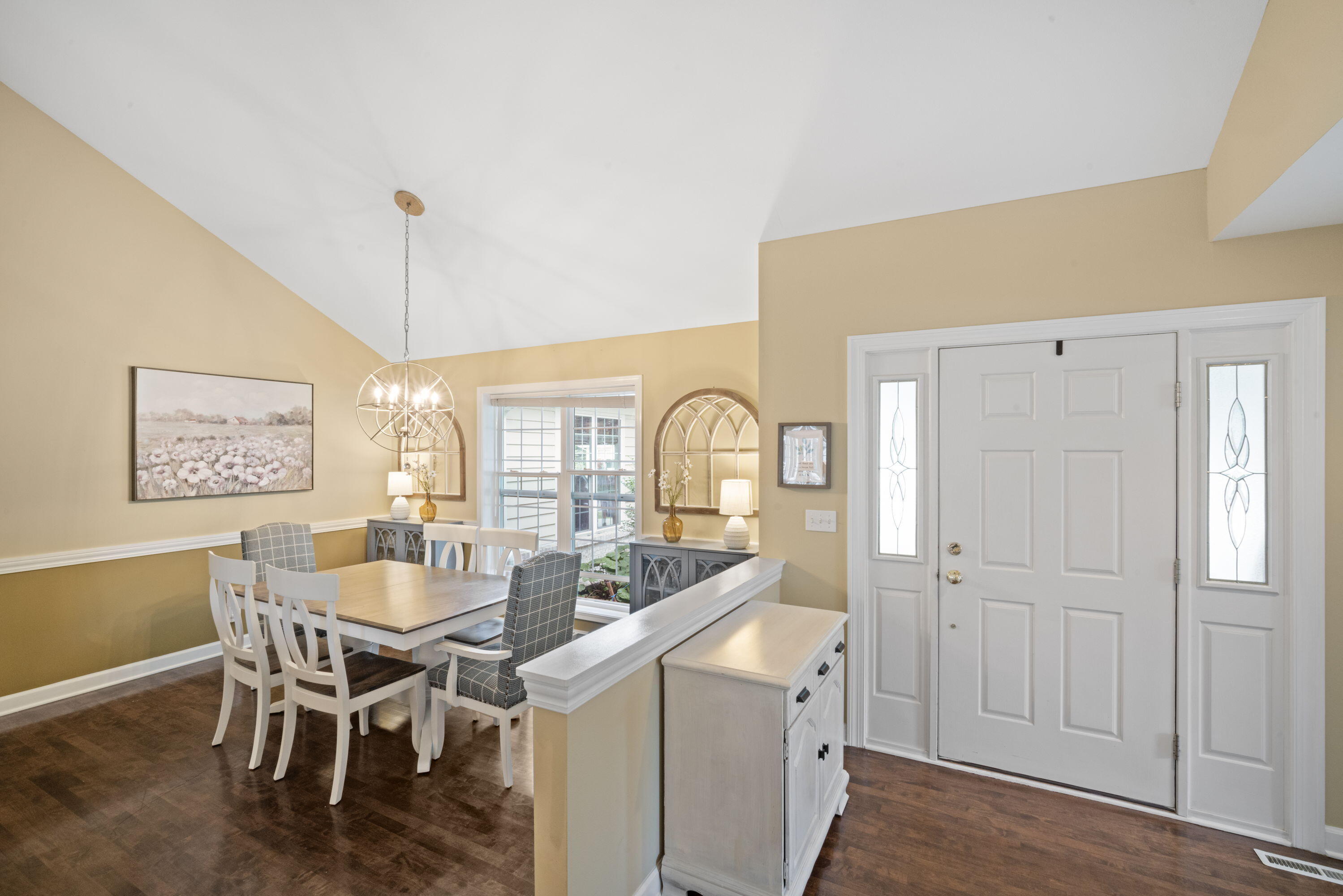 Property Photo: W233n3050 Oakmont Ct A WI 53072