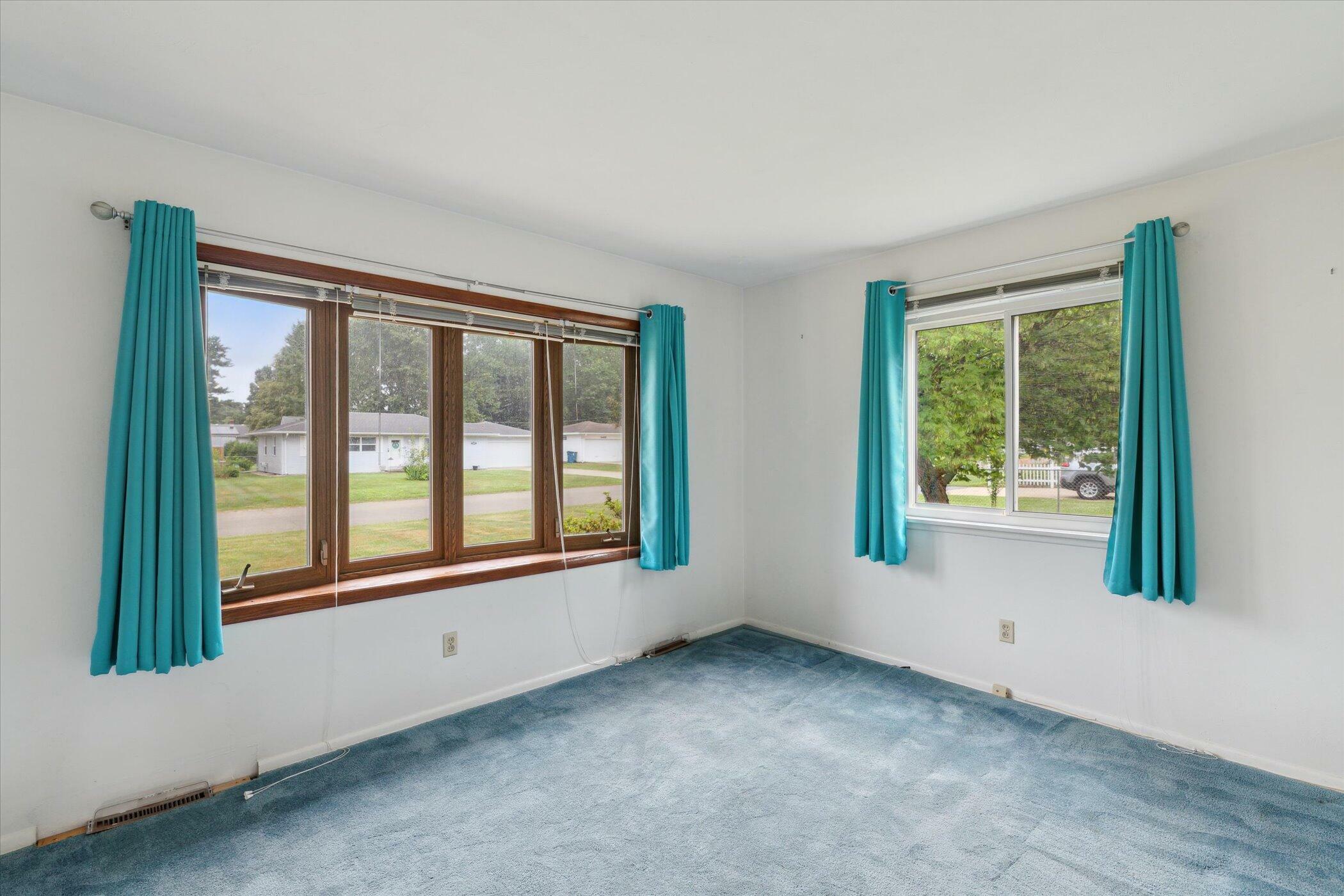 Property Photo:  5452 Lucerne Avenue  MI 49048 