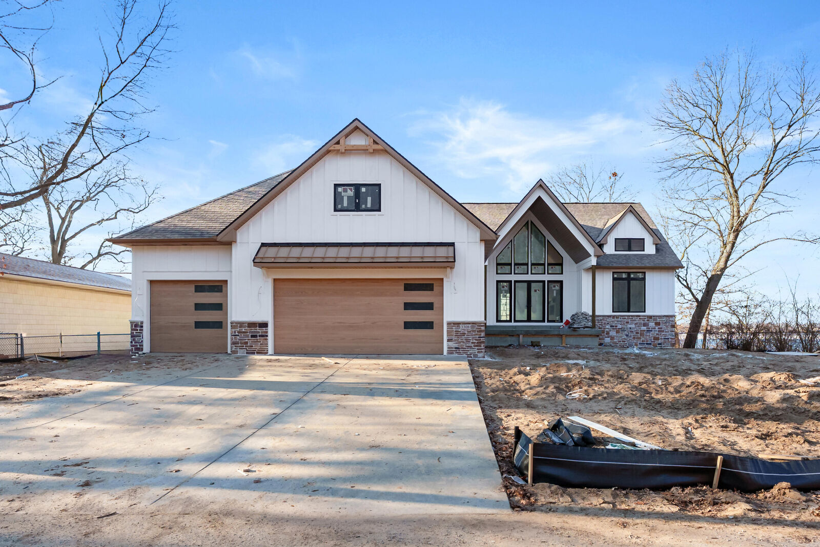 Property Photo:  3308 E Shore Drive  MI 49002 
