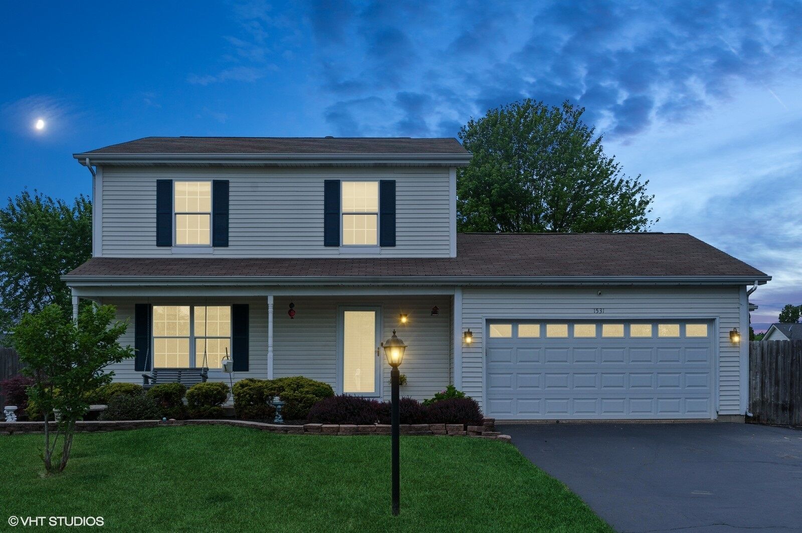 Property Photo:  1531 Southport Court  IL 60099 