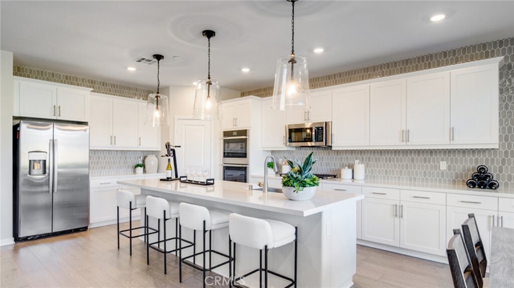 Property Photo:  29296 Mission Road  CA 92373 