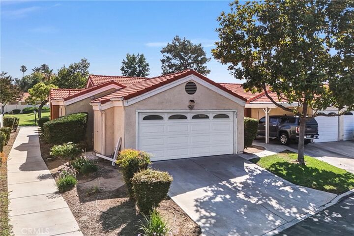 Property Photo:  3738 Harrison Street 31  CA 92503 