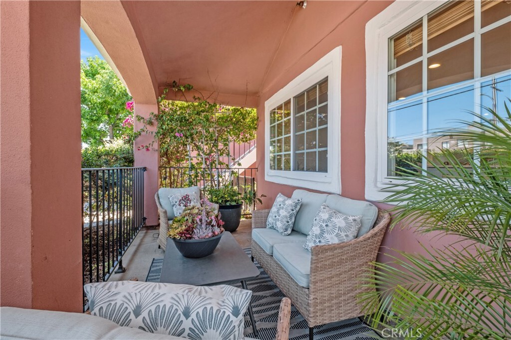 Property Photo: 409 Utica Avenue C23 CA 92648