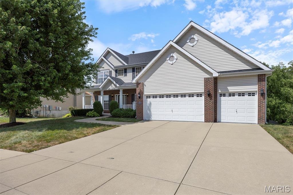 Property Photo: 1305 Monarch Lake Lane IL 62221