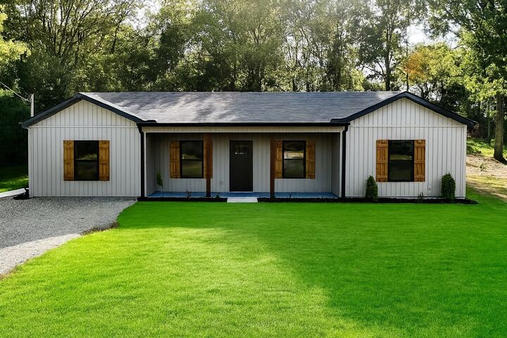 Property Photo:  260 Comstock Rd  TN 37160 