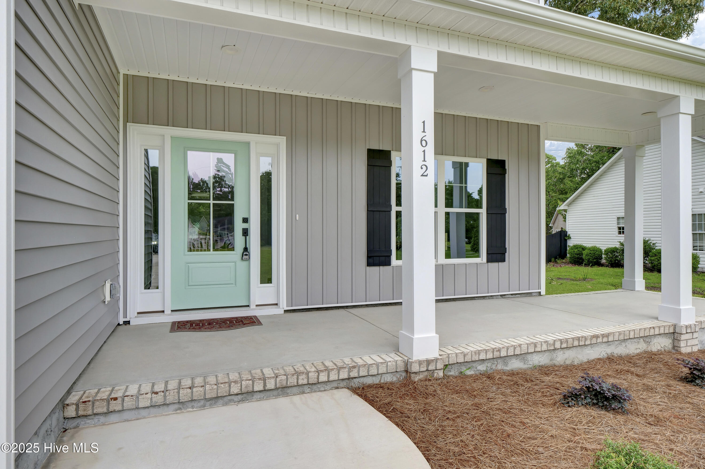 Property Photo: 1612 Chadwick Shores Drive NC 28460