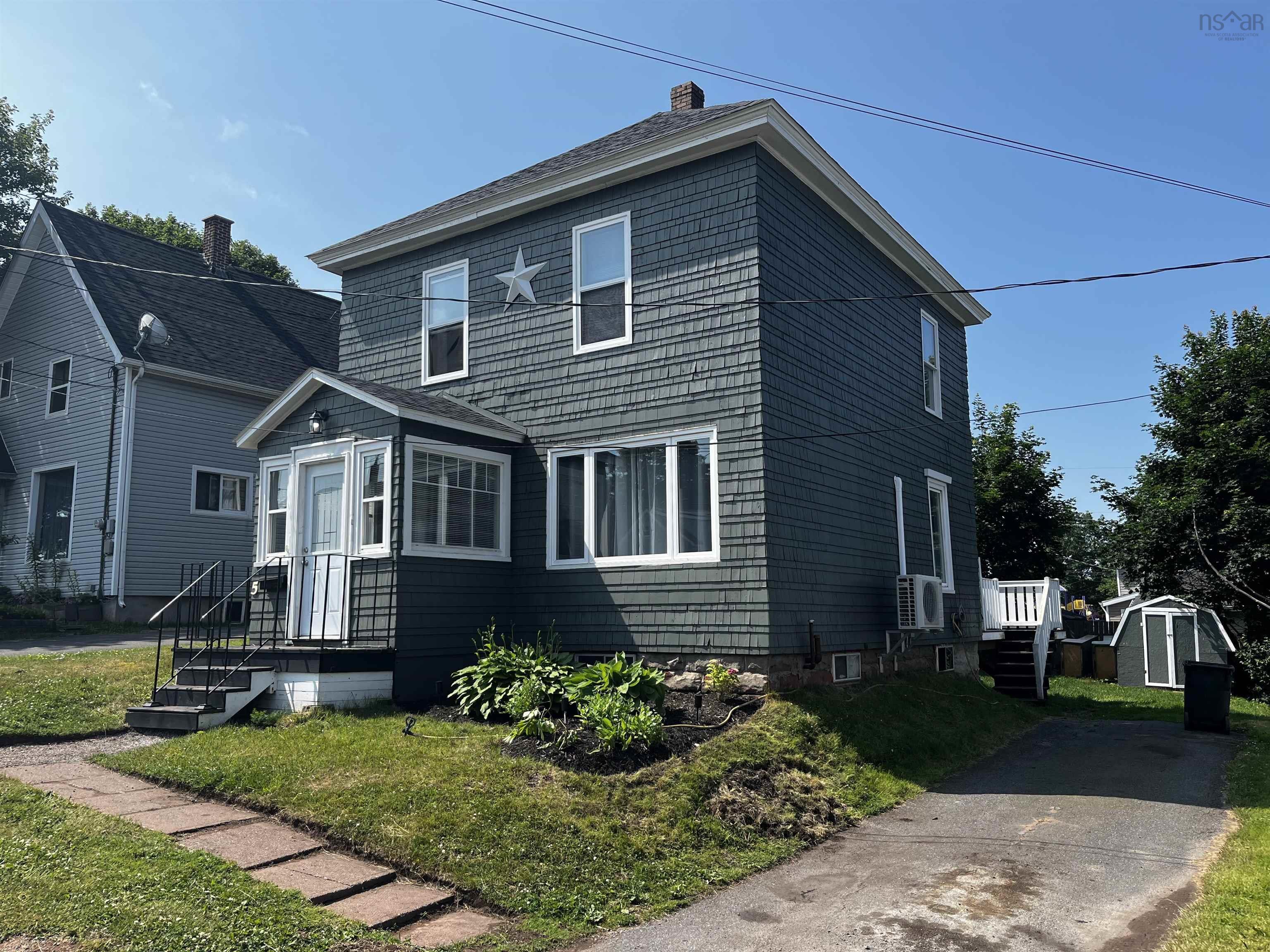 Property Photo:  5 York Street  NS B4H 2P3 