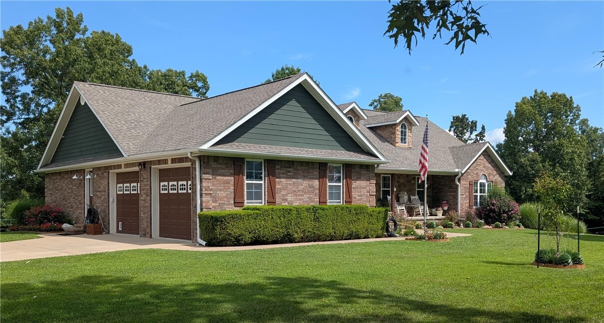 1445 Woodhaven Lane  Harrison AR 72601 photo