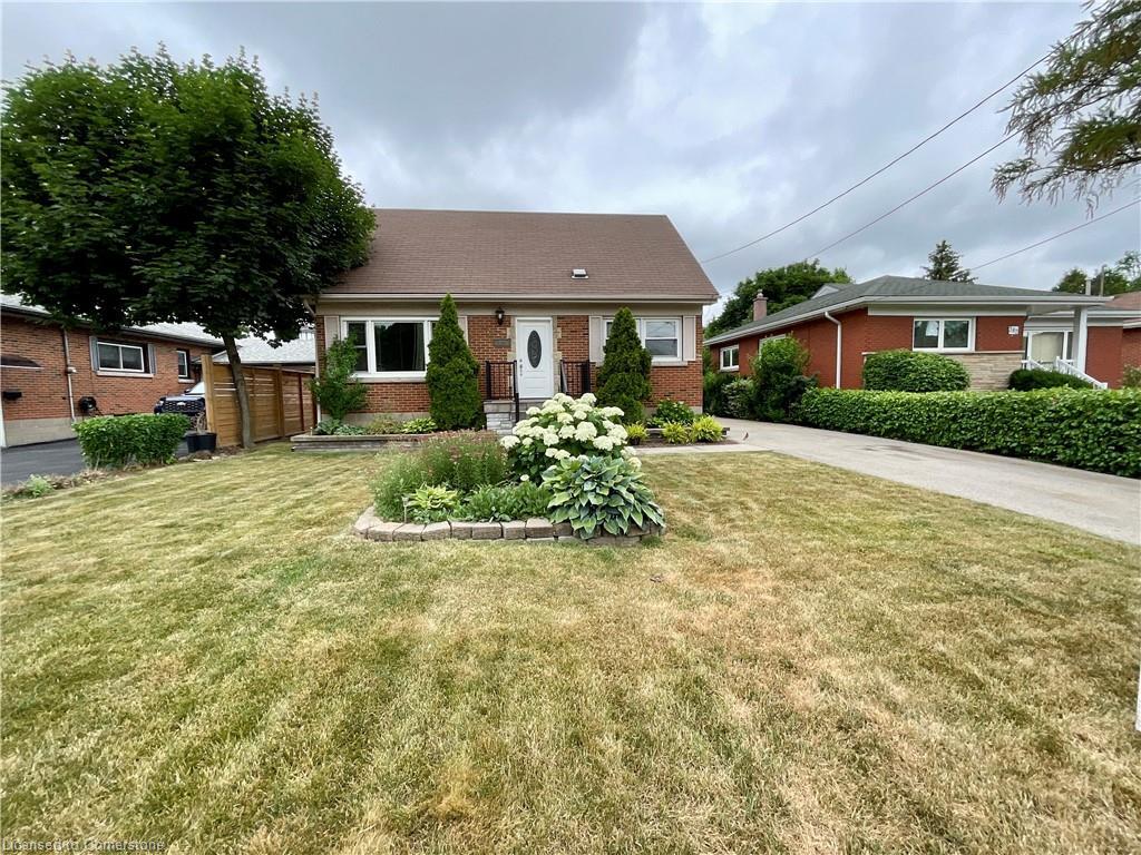 Photo de la propriété: 384 Upper Kenilworth Avenue ON L8T 4G5