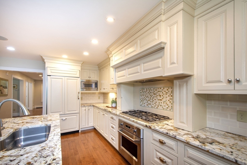 Property Photo: 265 King St MA 02025