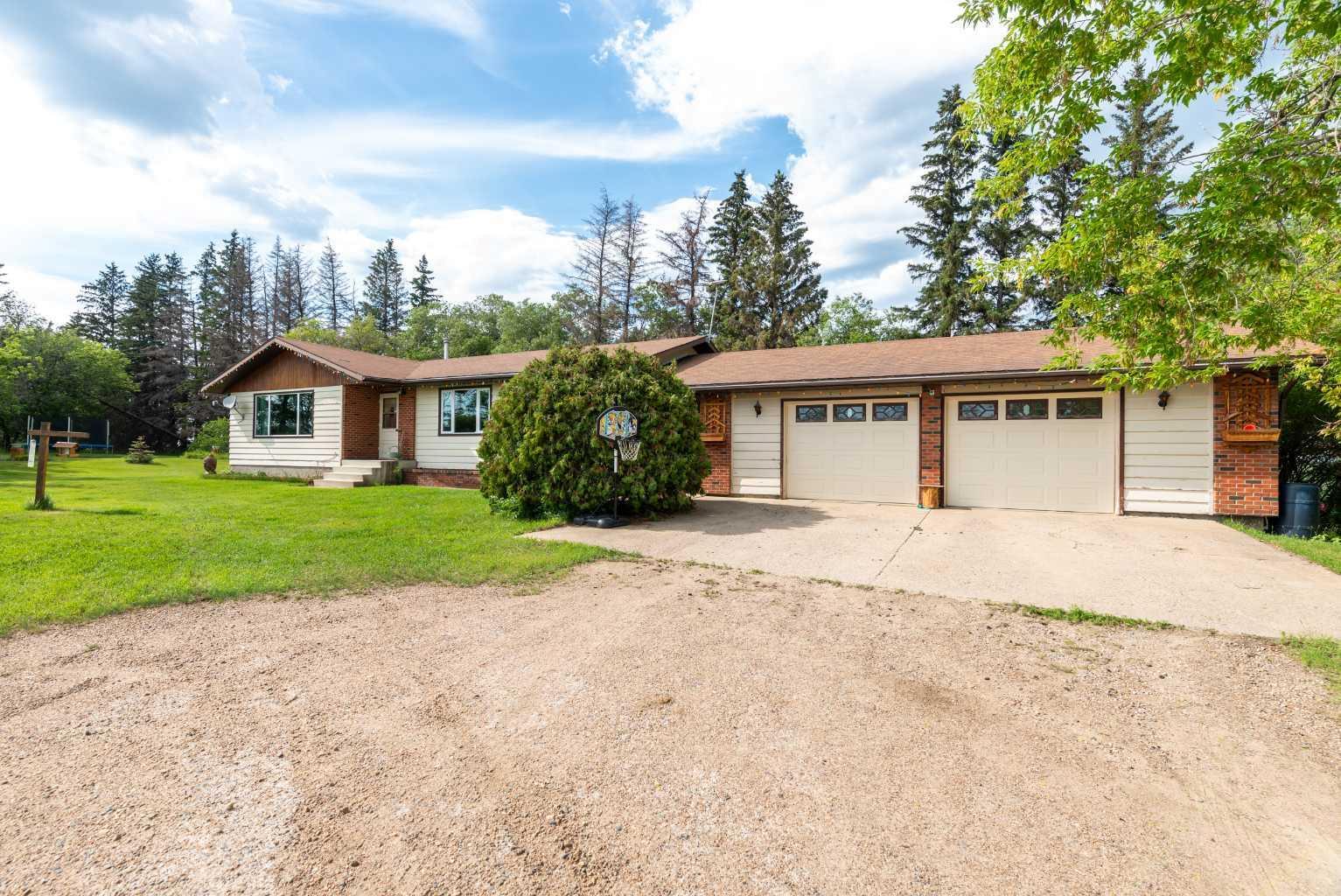 Property Photo:  Pt SE 28-49-27 W3 Rm Of Wilton  SK S0M 1R0 