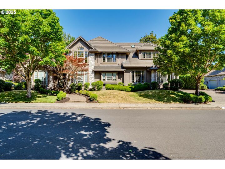 Property Photo: 2874 Riverwalk Loop OR 97401