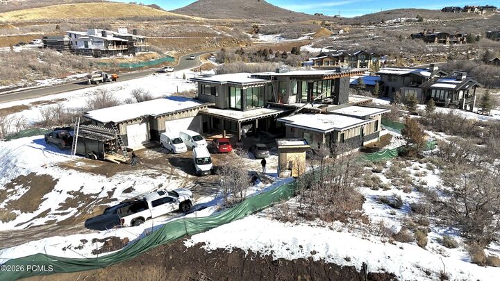 Property Photo:  2022 E Painted Bluff Circle  UT 84036 