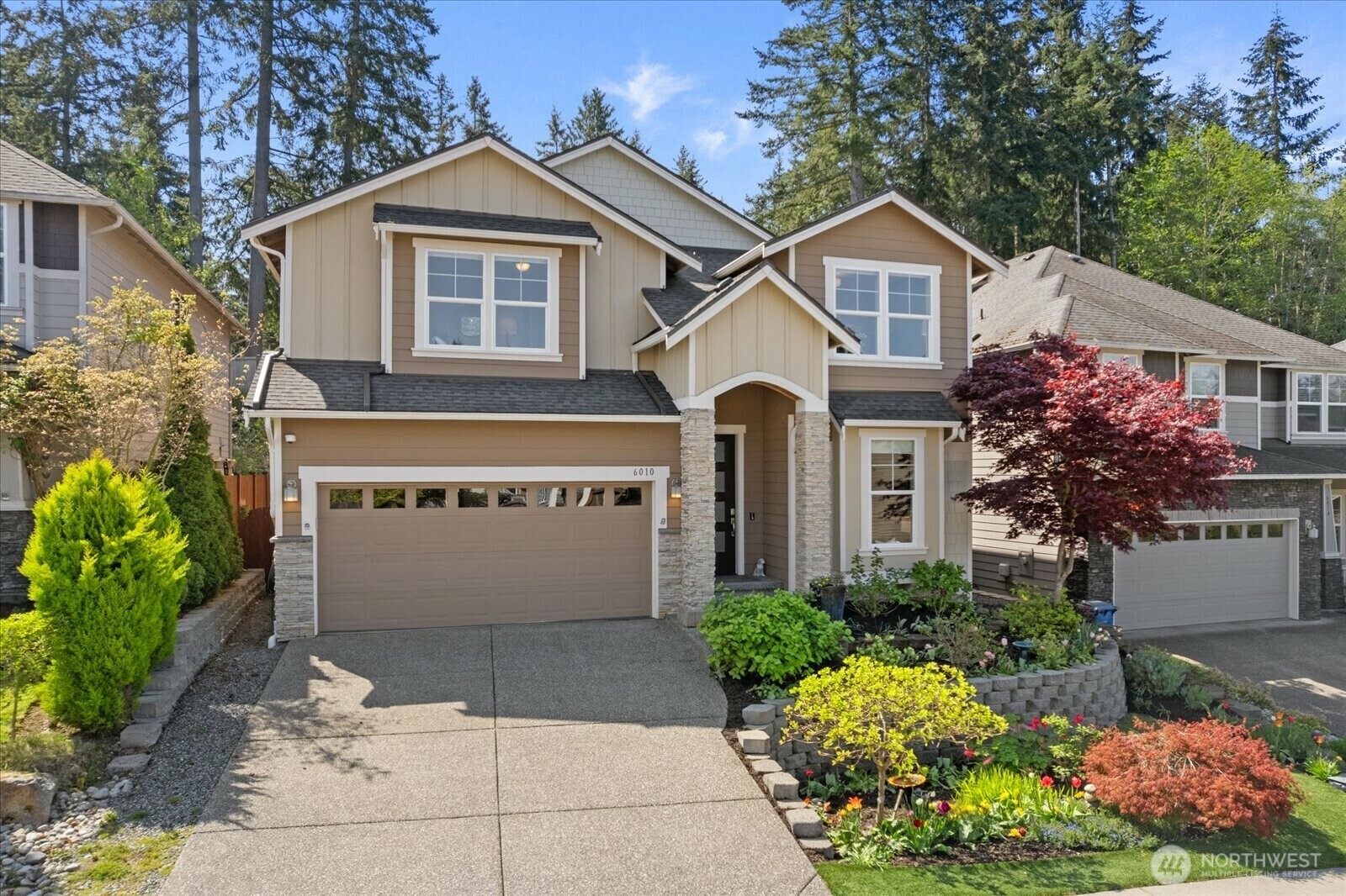 Property Photo:  6010  155th Street SW  WA 98026 