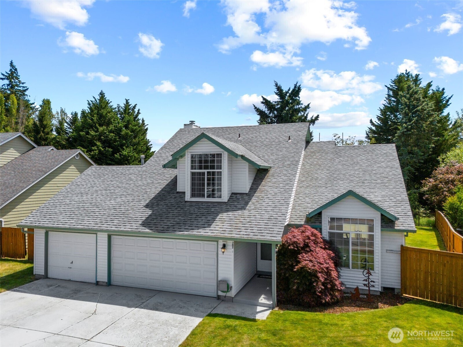 Property Photo: 307 NE 144th Street WA 98685