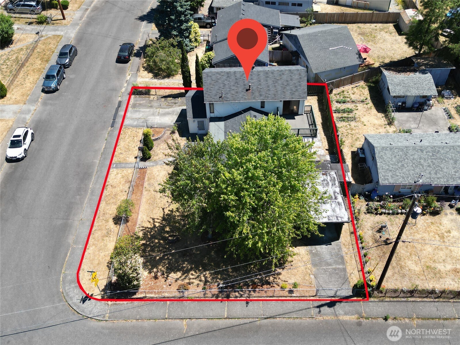 Property Photo: 5710 242nd Street SW WA 98043