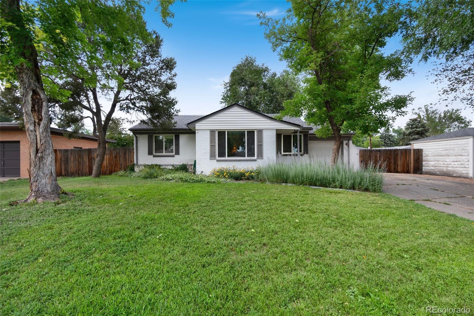7455 W 18th Avenue  Lakewood CO 80214 photo