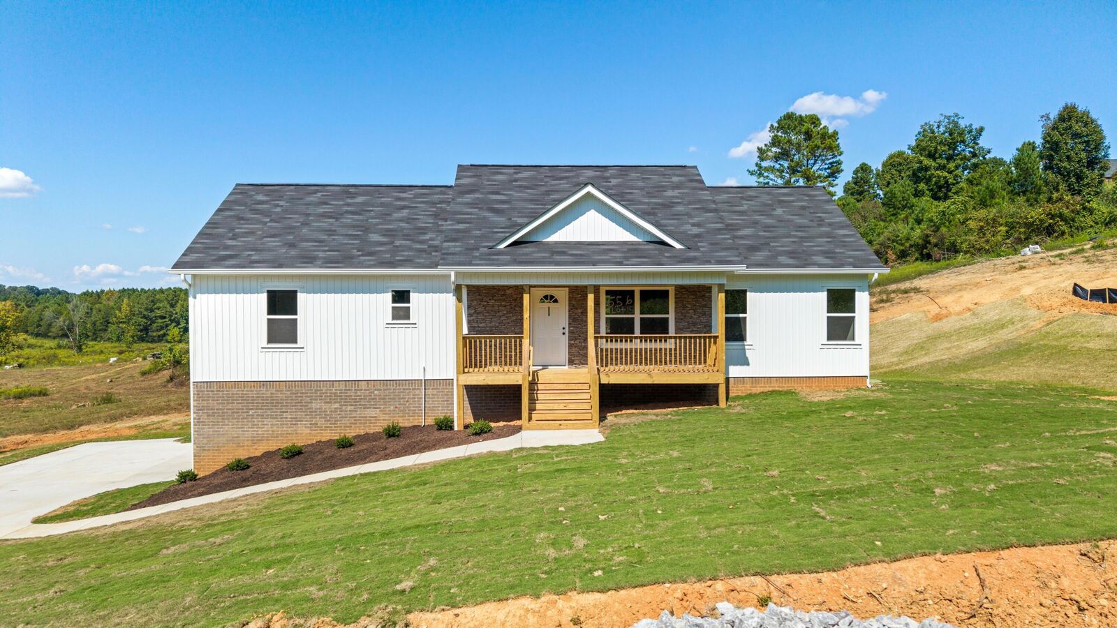 Property Photo: 556 County Road 213 TN 37303