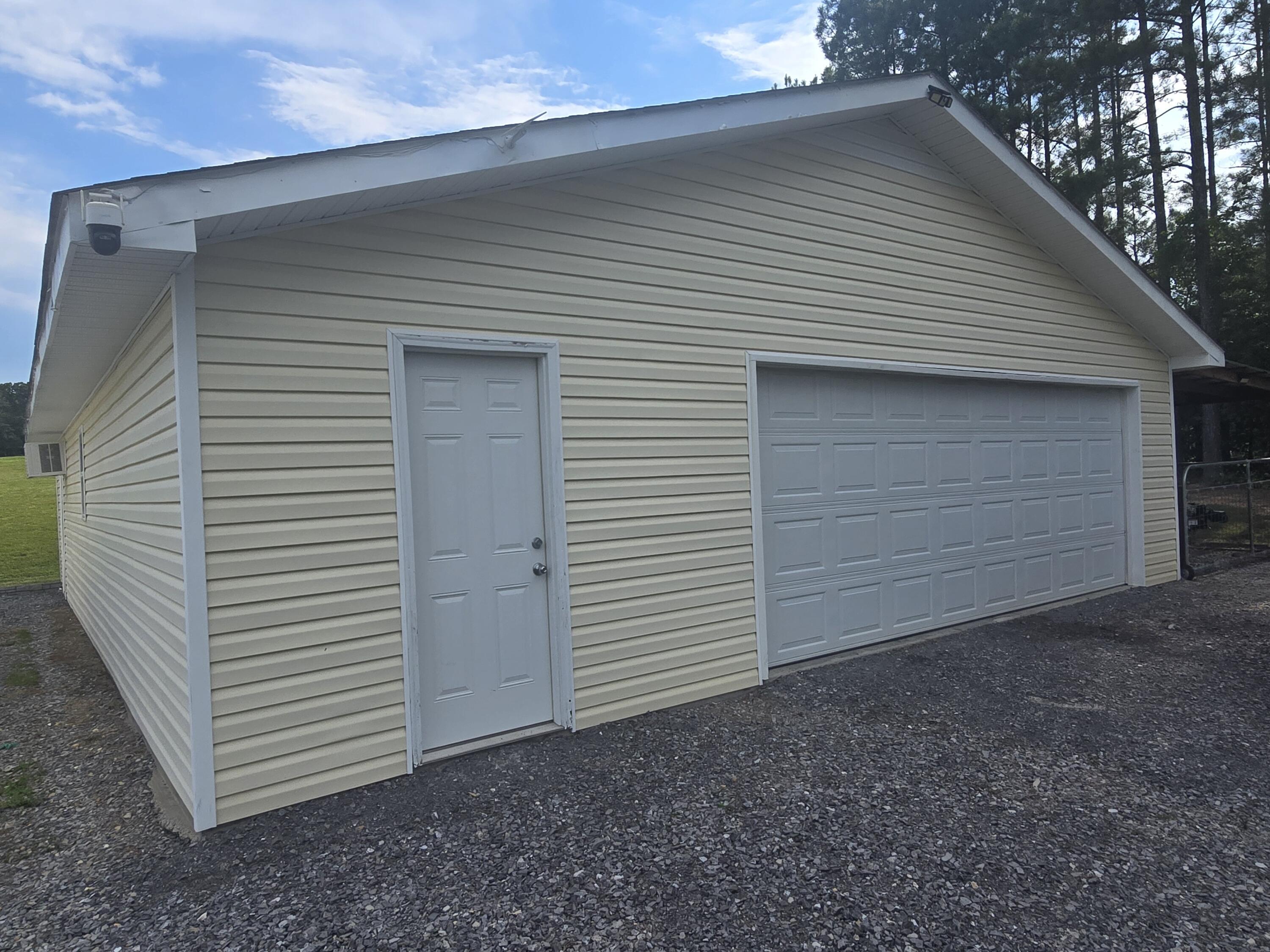 Property Photo: 171 County Road 192 TN 37826