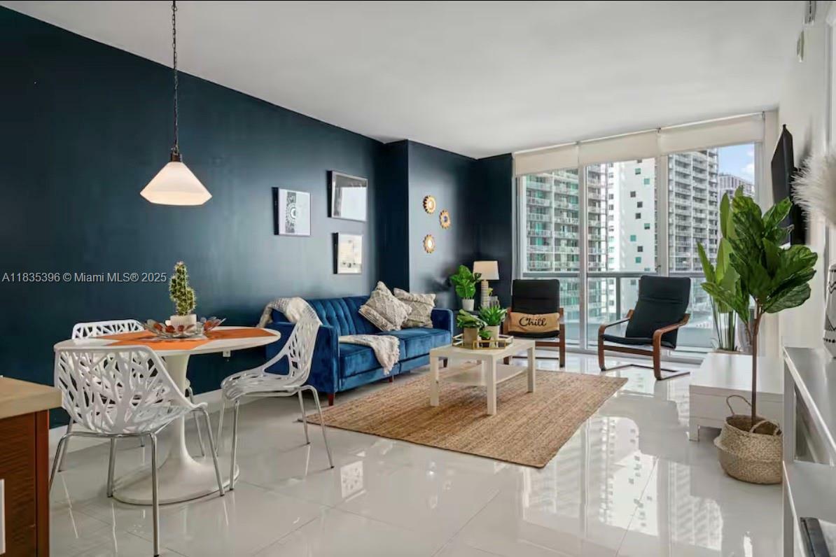 Property Photo: 485 Brickell Ave 1606 FL 33131