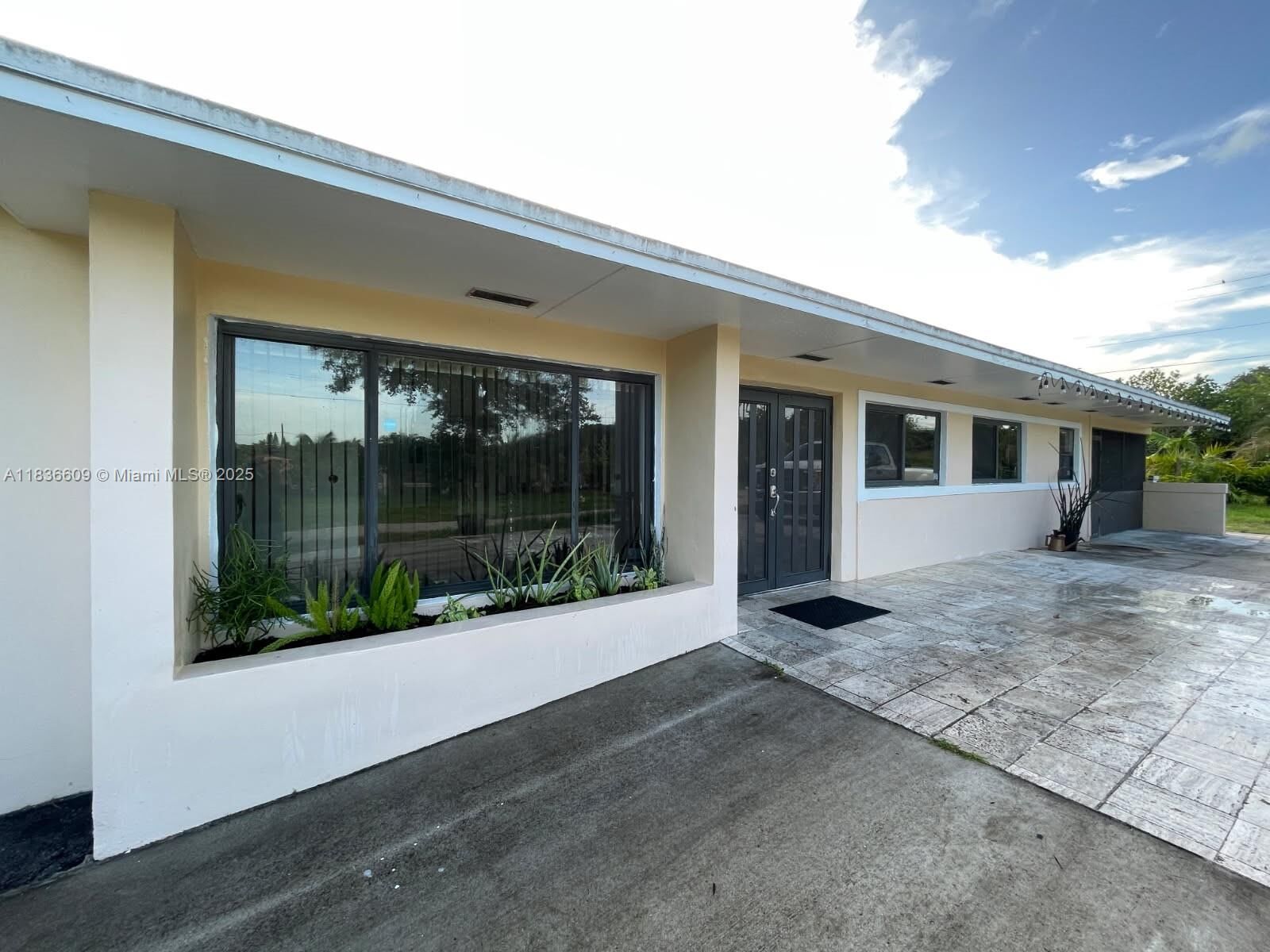 Property Photo:  25600 SW 157th Ave  FL 33031 
