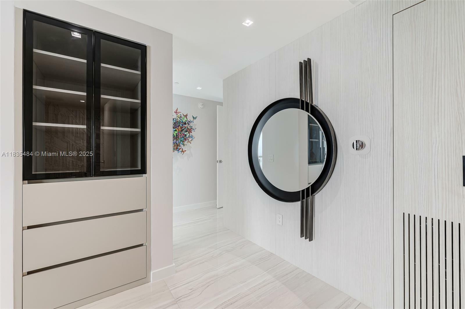 Property Photo: 3131 NE 7th Ave 4001 FL 33137