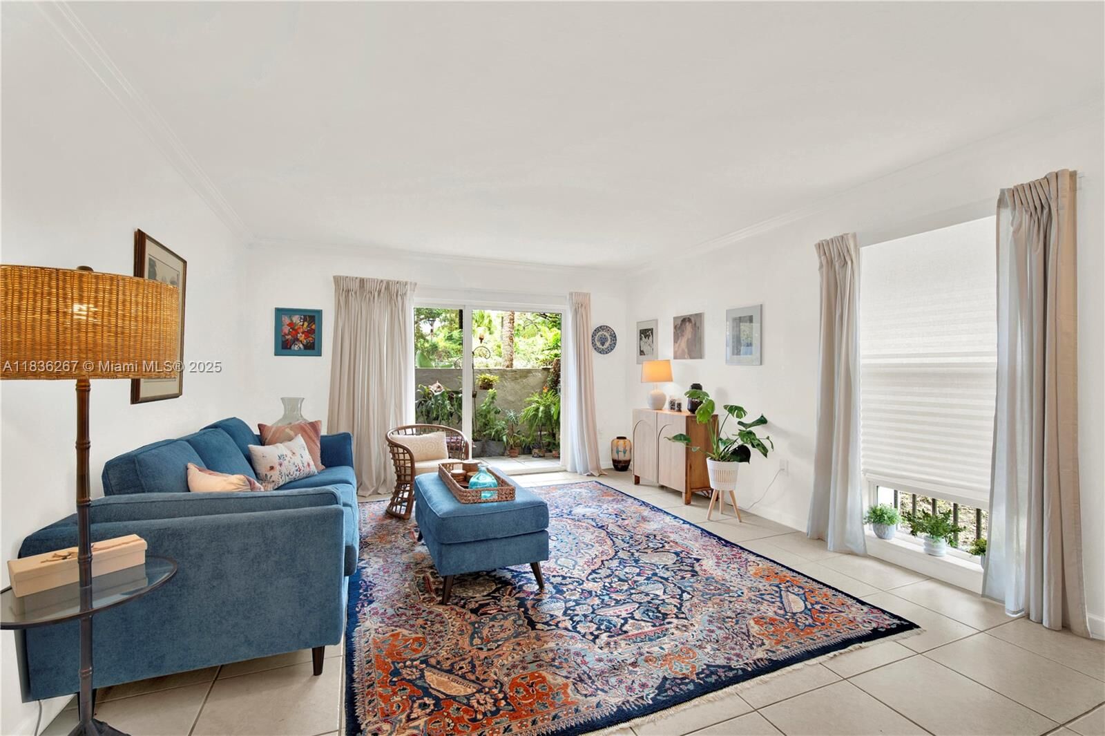 Property Photo: 6886 N Kendall Dr D102 FL 33156