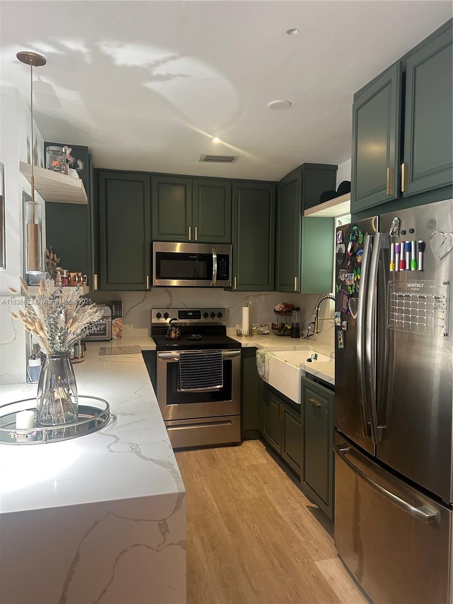 260 NW 133rd St  North Miami FL 33168 photo